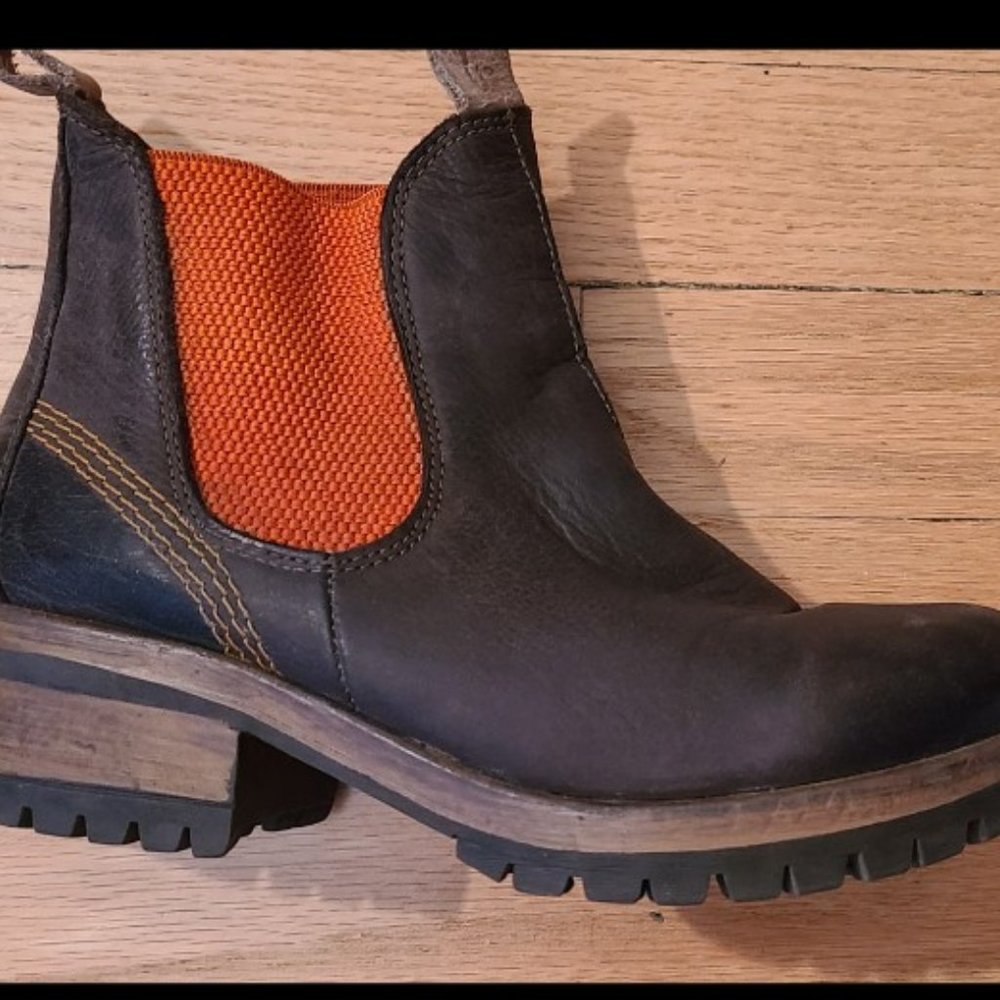 Brown Chelsea Boot